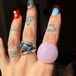 Gorgeous pink chunky resin statement ring size 7